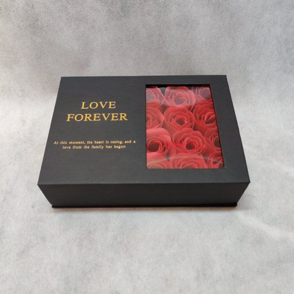 Μπουκέτο από Τεχνητά Λουλούδια Τριαντάφυλλο σε Κουτί 82302-2 Μαύρο