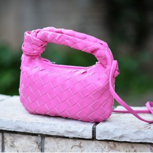 WOMEN'S SHOULDER BAG LEATHER MOHICANS PH1863.PINK 