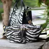 ΓΥΝΑΙΚΕΙΟ BUM BAG ΤΣΑΝΤΑΚΙ ΔΕΡΜΑΤΙΝΗ MOHICANS G159 ΖΕΒΡΑ 