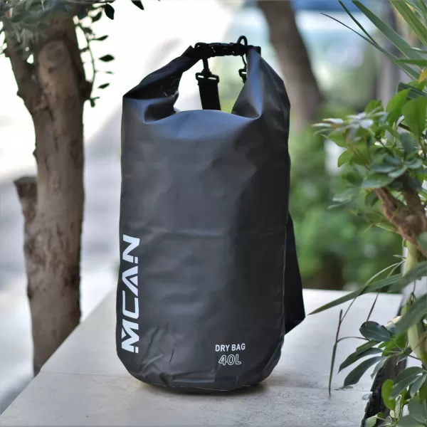 ΤΣΑΝΤΑ ΠΛΑΤΗΣ ΑΔΙΑΒΡΟΧΗ 40L MOHICANS DR-2212 ΜΑΥΡΟ