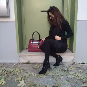 ΓΥΝΑΙΚΕΙΟ ΚΑΣΚΟΛ EΣΑΡΠΑ