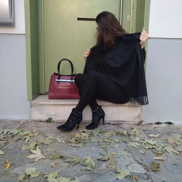 ΓΥΝΑΙΚΕΙΟ ΚΑΣΚΟΛ EΣΑΡΠΑ